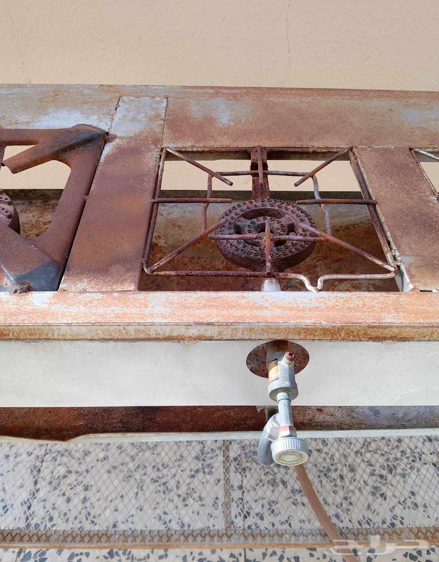 للبيع فرن حديد و صحون او (تبسي)64194481833729112