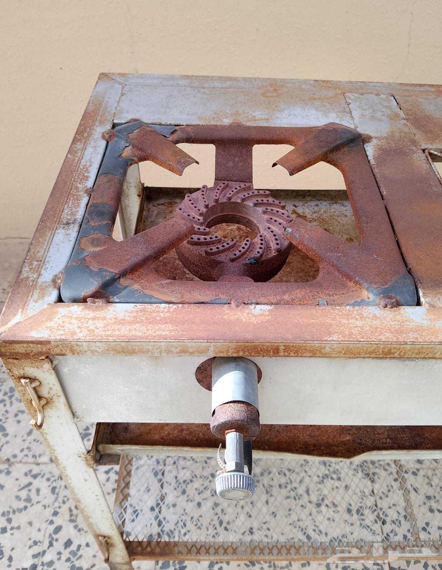 للبيع فرن حديد و صحون او (تبسي)64194481833729113