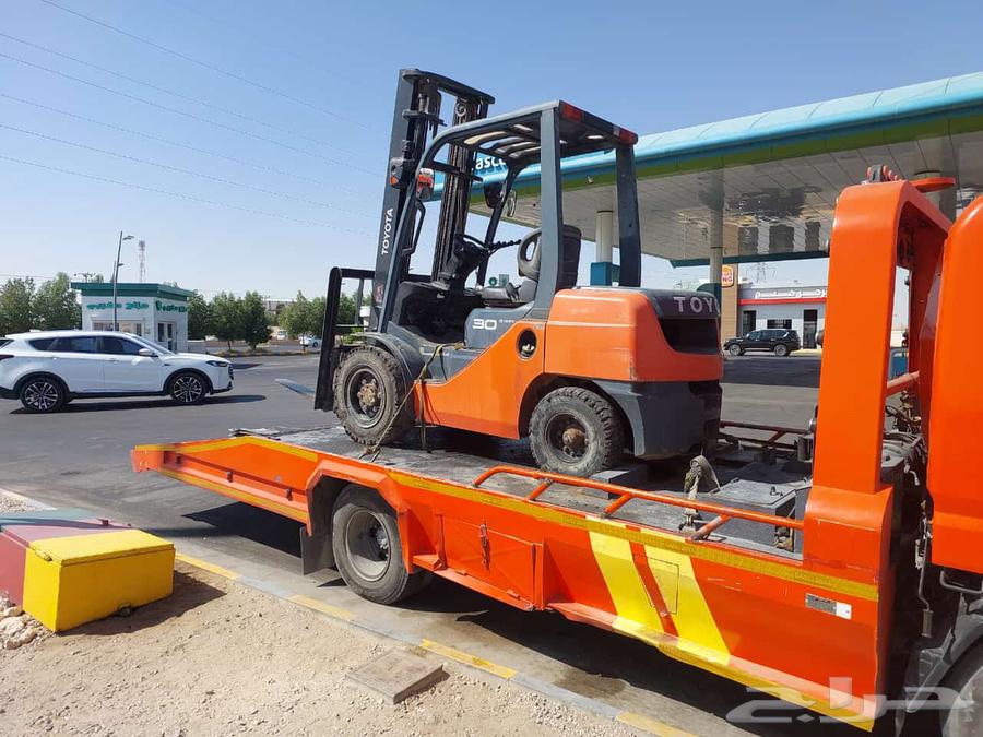 Forklifts, cranes, and loaders for rent64386570940674114