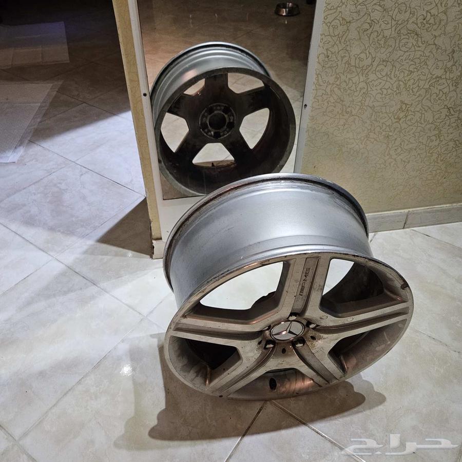 4 جنوط أصلية AMG مرسيدس بحالة جيدة مقاس 1964390040547202111