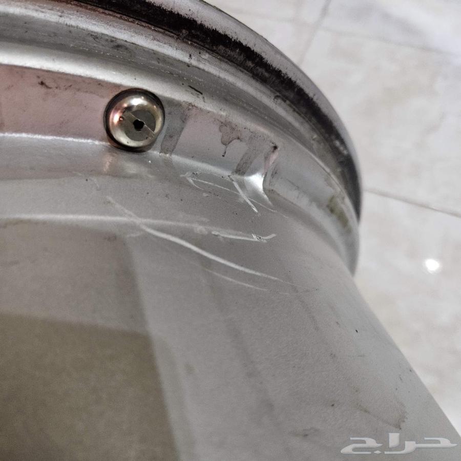 4 جنوط أصلية AMG مرسيدس بحالة جيدة مقاس 1964390040547202113