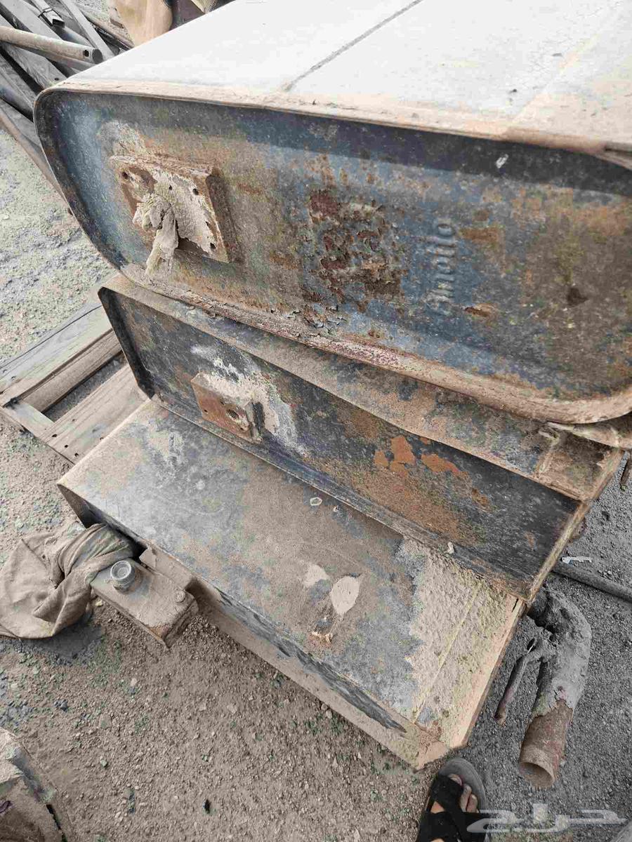 خزانات هدريلك قلابات مع البلف عدد 564386641420929111