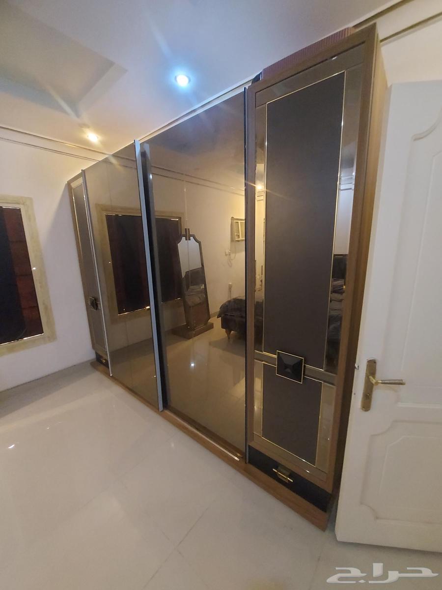 غرفه نوم في حاله ممتازة جدا استعمال قليل جداا64175680439299110