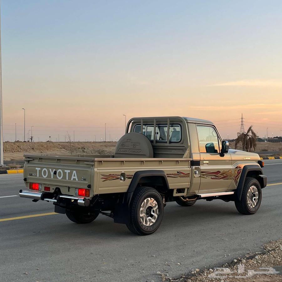 تويوتا شاص رفرف بدون ونش ونش64387159434755114