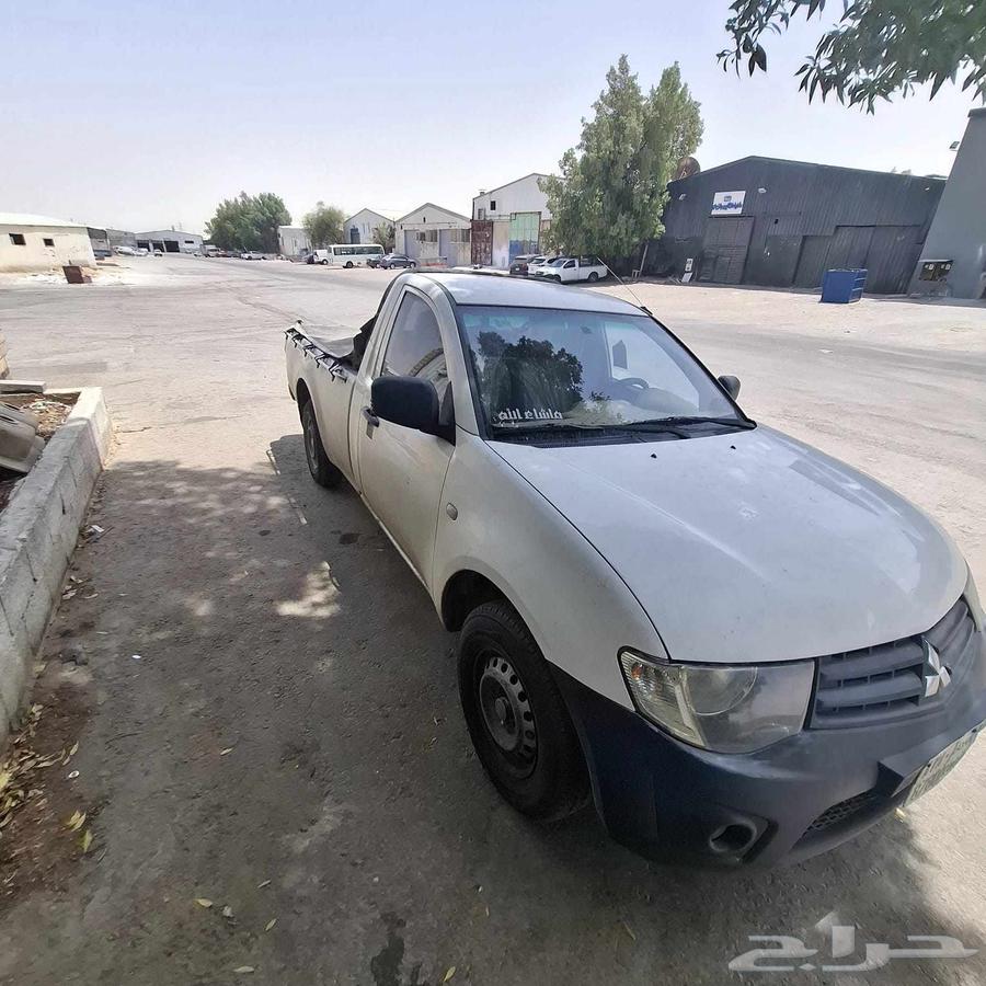 متسوبيشي L200 مديل2015 نظيف (ديزل)64389265894658111