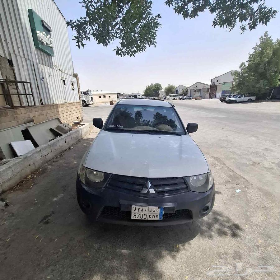 متسوبيشي L200 مديل2015 نظيف (ديزل)64389265894658113