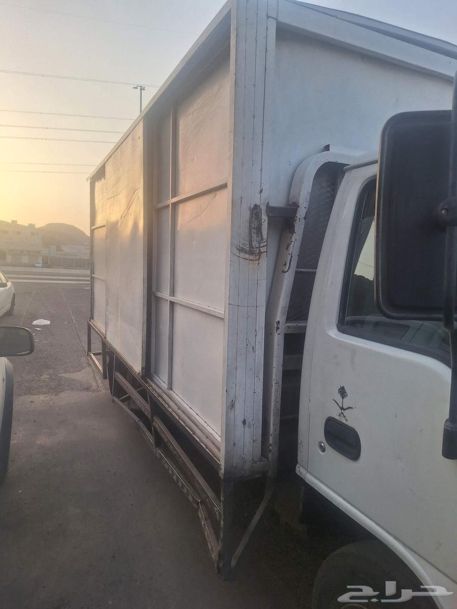 دينة اسيزو موديل 2002 للبدل بهايس ديزل بضائع64387243605507111