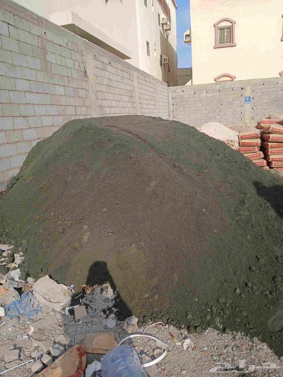 Cemented courtyard, brick lintel, block, small brick64386752512641114