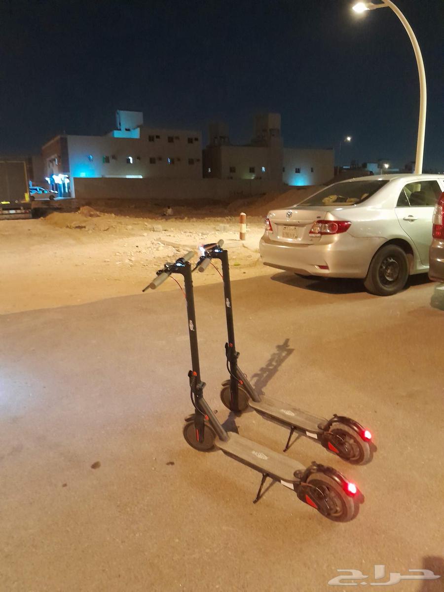 Two scooters Basel64189455461506112