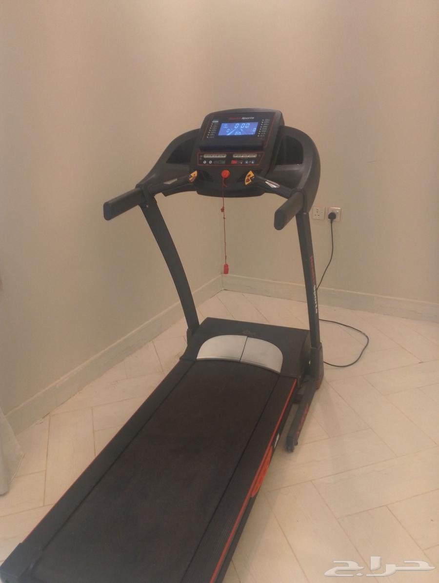 جهاز سير مستخدم تقريبا 5 مرات ب 2250 ريال64184173851779112