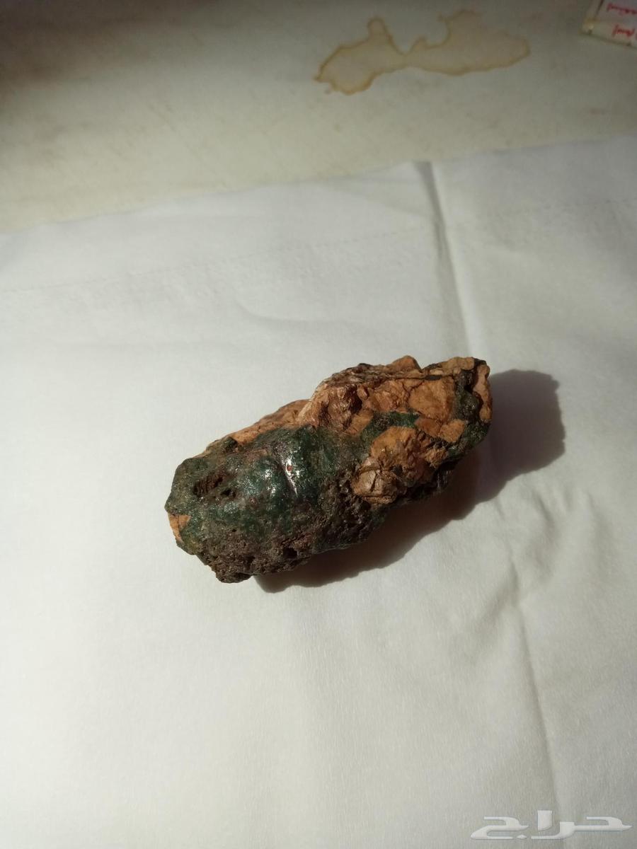 احجار كريمه للبيع64185714220802113