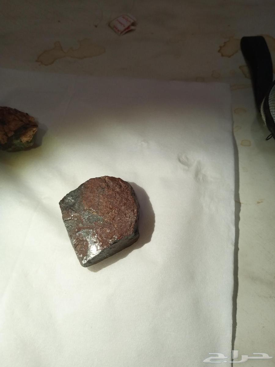 احجار كريمه للبيع64185714220802110