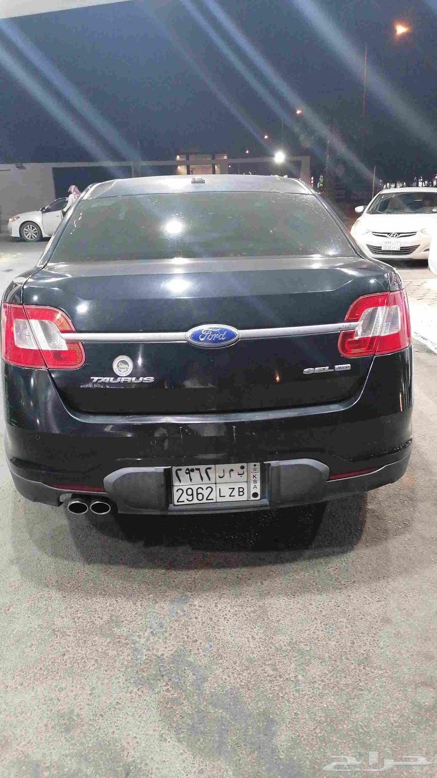 Ford Taurus 2012 model, must be agency condition, gearbox, engine, chassis, body pulled by dolly64395965039874111