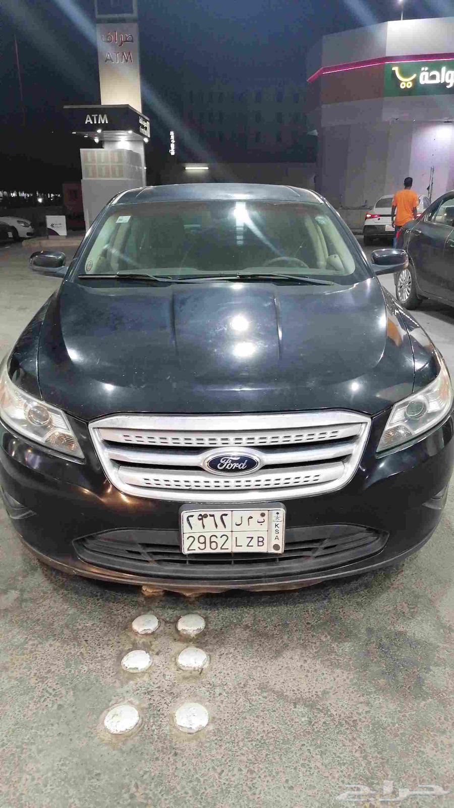 Ford Taurus 2012 model, must be agency condition, gearbox, engine, chassis, body pulled by dolly64395965039874110