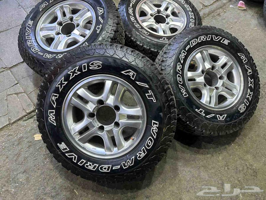 جنوط لكزز الحميد معا كفرات حجري 255 70 1664386318716418113