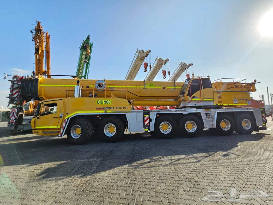 Forklifts, cranes, and loaders for rent64386570940674111