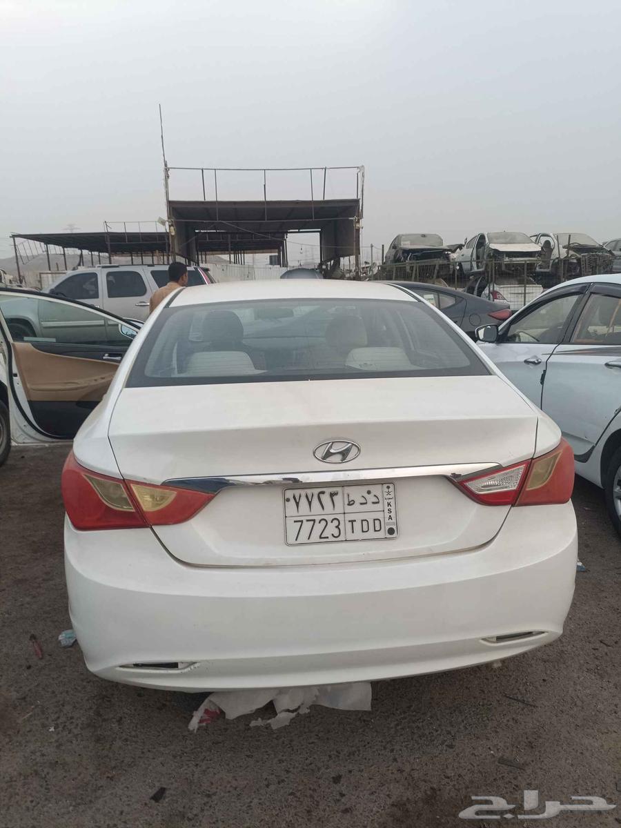 سياره هونداي سوناتا موديل2014 قير عادي64393915476227110