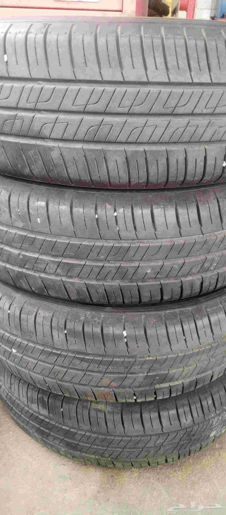 4 pieces of size 185 65 15 tires only available, date 202564390457924993110