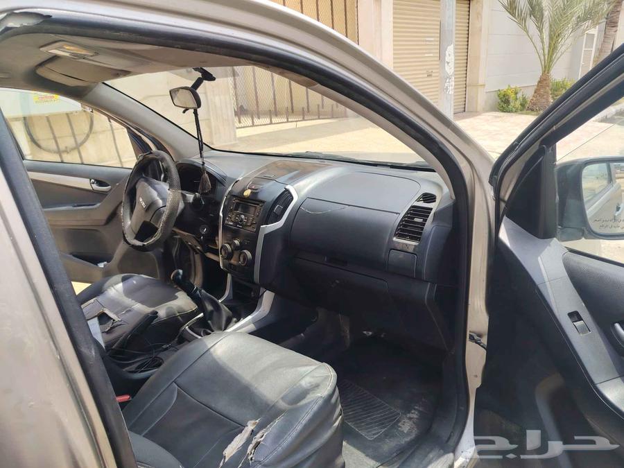 Isuzu GMR 201364389626418690113