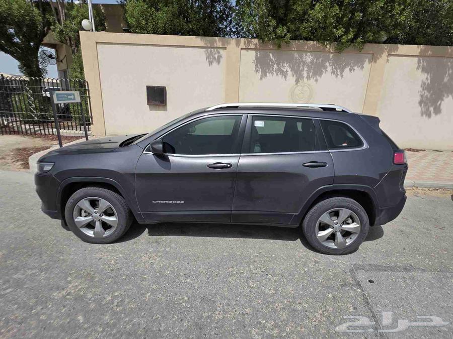 جيب شيروكي ليميتد موديل 202064396102400387111