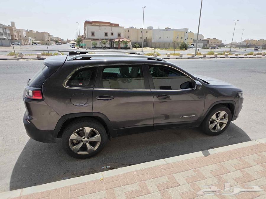 جيب شيروكي ليميتد موديل 202064396102400387113