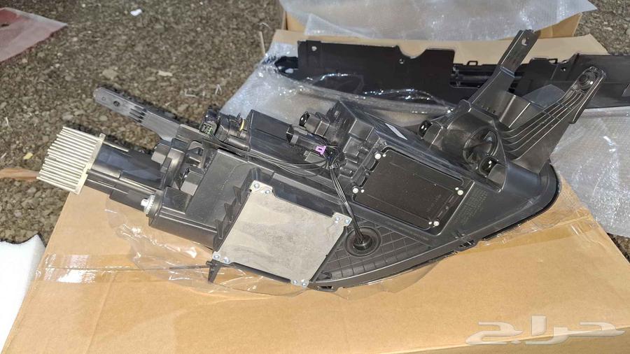 إم جي 22_ZS -شمعة امامي يسار  يمين فل كامل64385662611458112