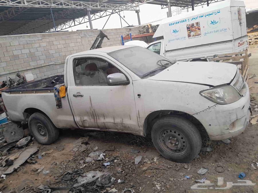 HiLux spare parts64387313105793111