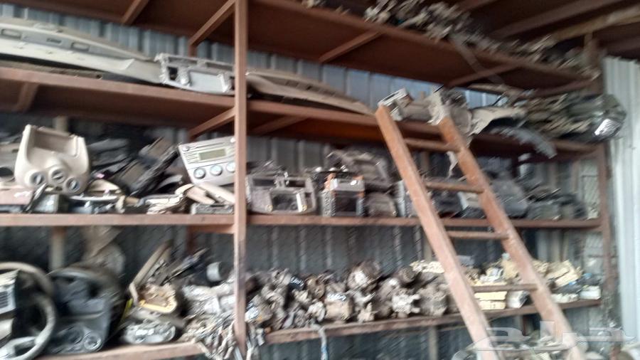 تشليح نجم جده لبيع جميع انواع قطع سيارات64387215659395111