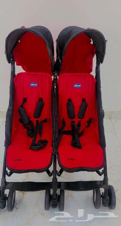 عربة أطفال توأم شبه جديدة64197692659842110