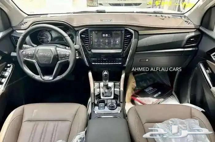 Isuzu MUX Full Option Double Cab 202464387397315073114