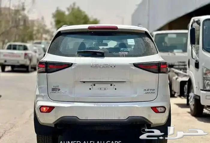 Isuzu MUX Full Option Double Cab 202464387397315073113