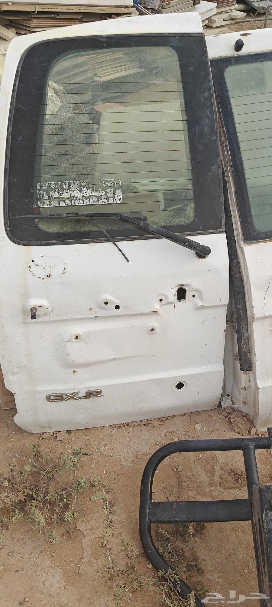 بيبان صفاق لاندكروزر بدون اغراض معها قاعدة السبير64381370134403112