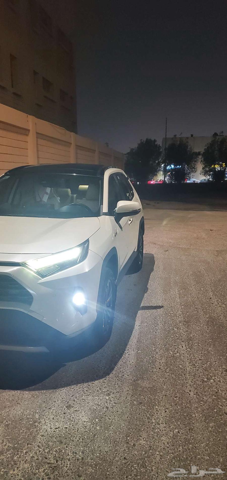 RAV4 Hybrid Full Luxury Class LTD Model 202264393210958979112