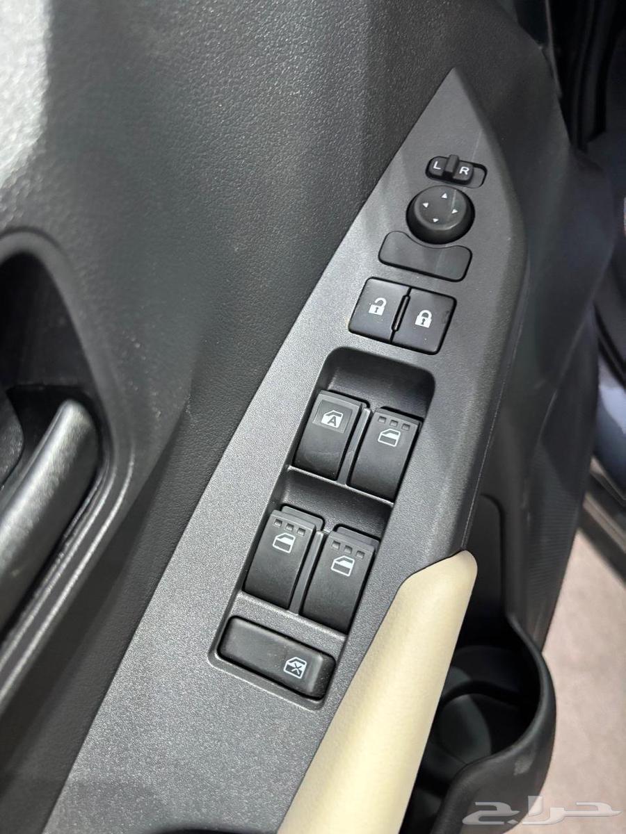 Toyota Yaris Standard 2026 Gray63618057357059113