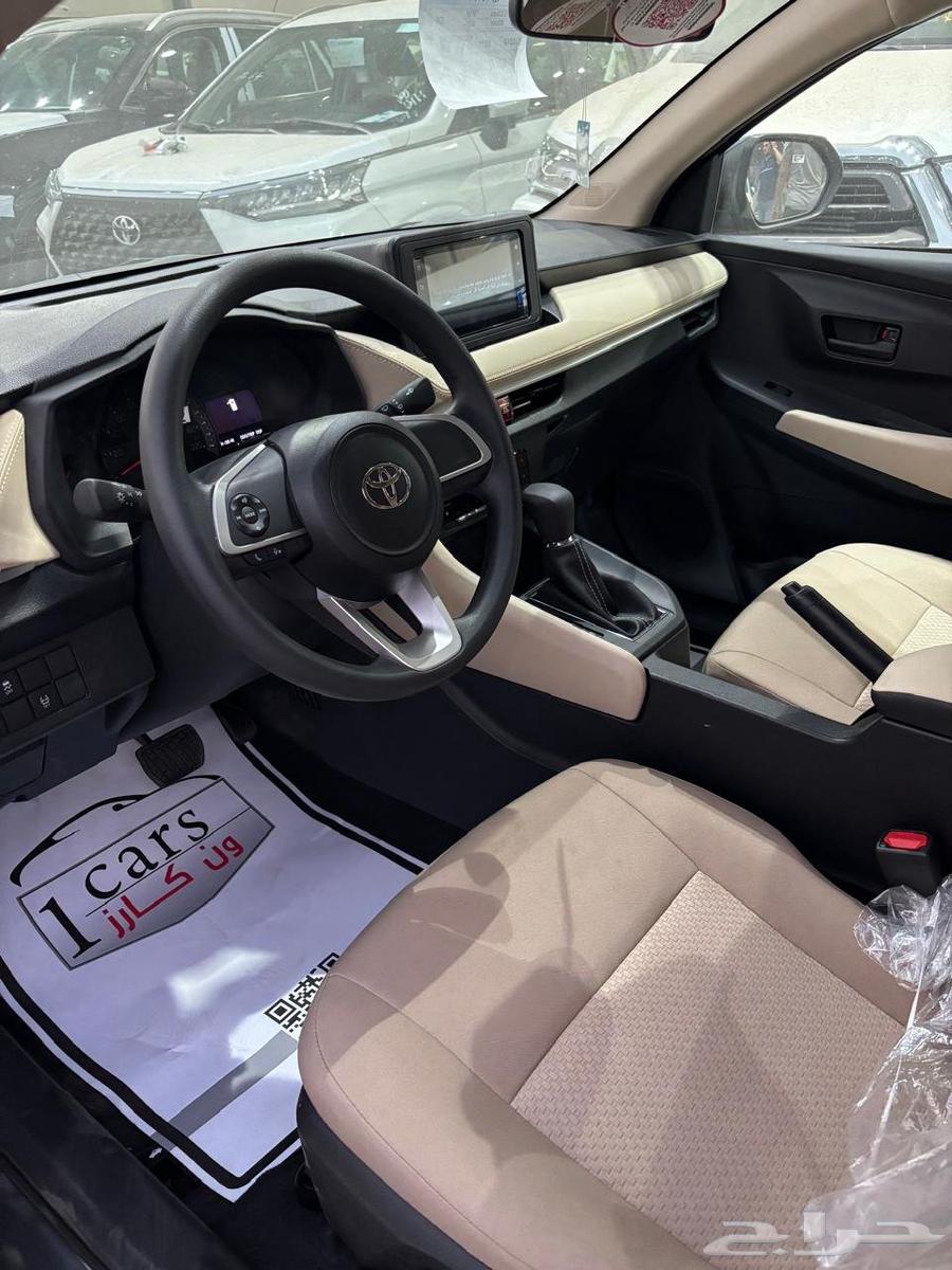 Toyota Yaris Standard 2026 Gray63618057357059114
