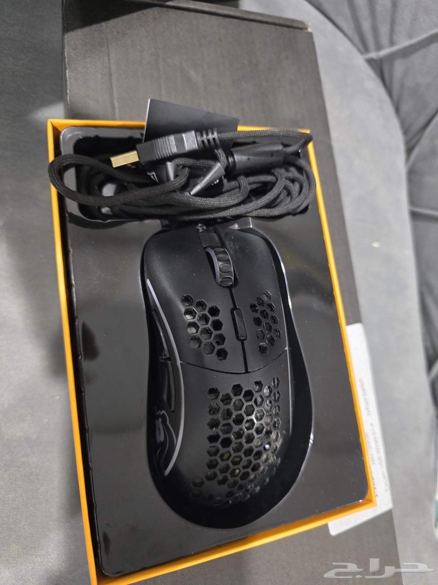 Glories Model D Mouse and iBlancod Brand Keyboard, Like New Condition63852668027905111