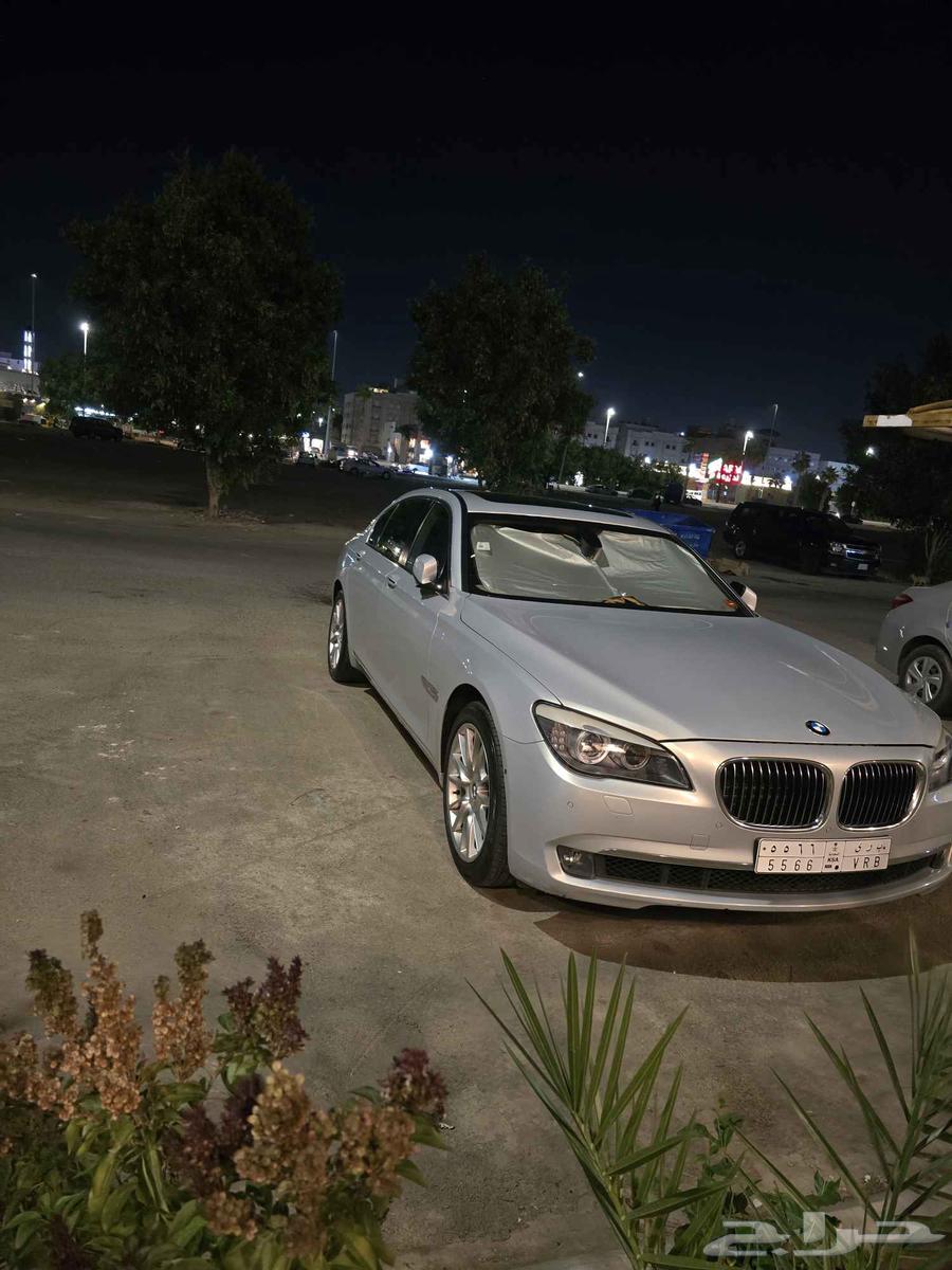 Brand new BMW 2011 740, very clean, fully maintained64030136208259112