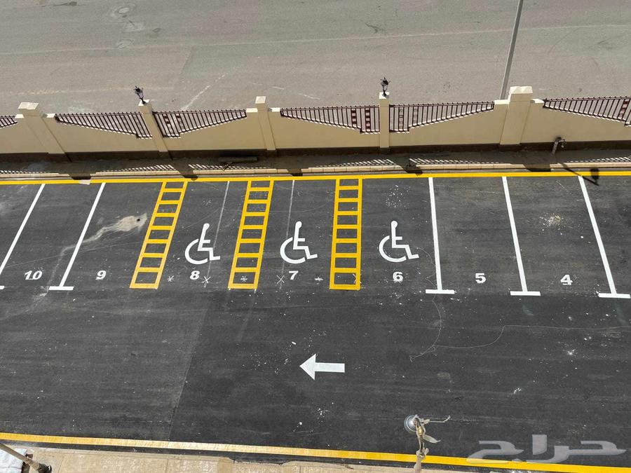 Road marking, gas stations, parking lots and disabled markings63613891126658113