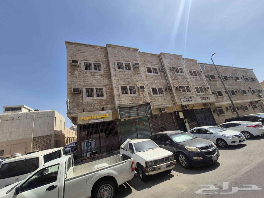 For sale commercial building in Al Badiah district, income 156 thousand63612327997697113