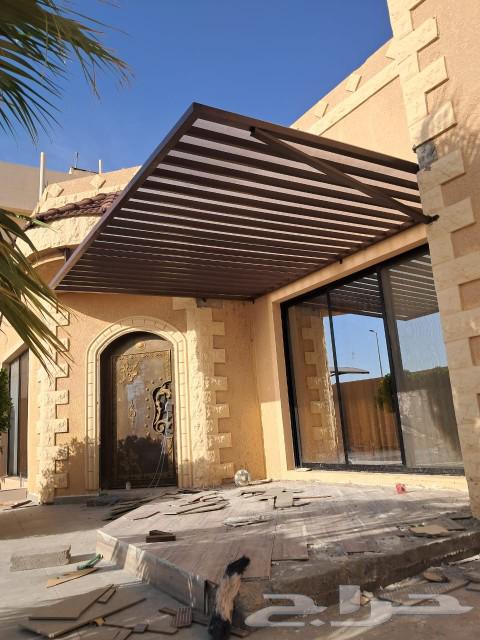 Carpenter of Shades63613883510659112