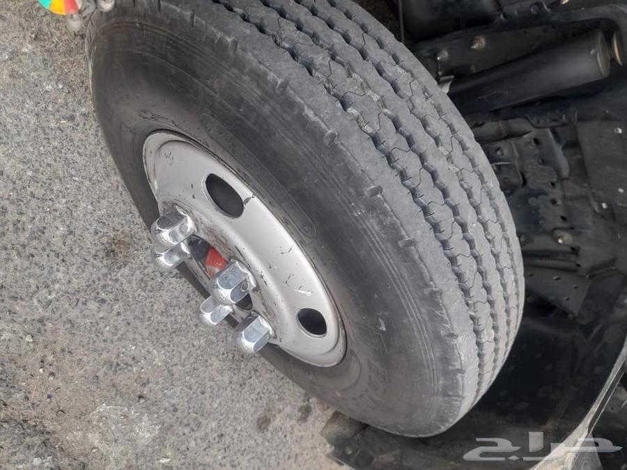 Isuzu Tipper64404055757953111