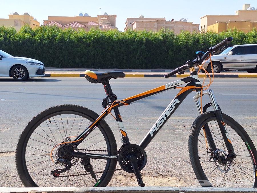 cycle sell. only 300 aster brand. all good running cycle..64227347012097110