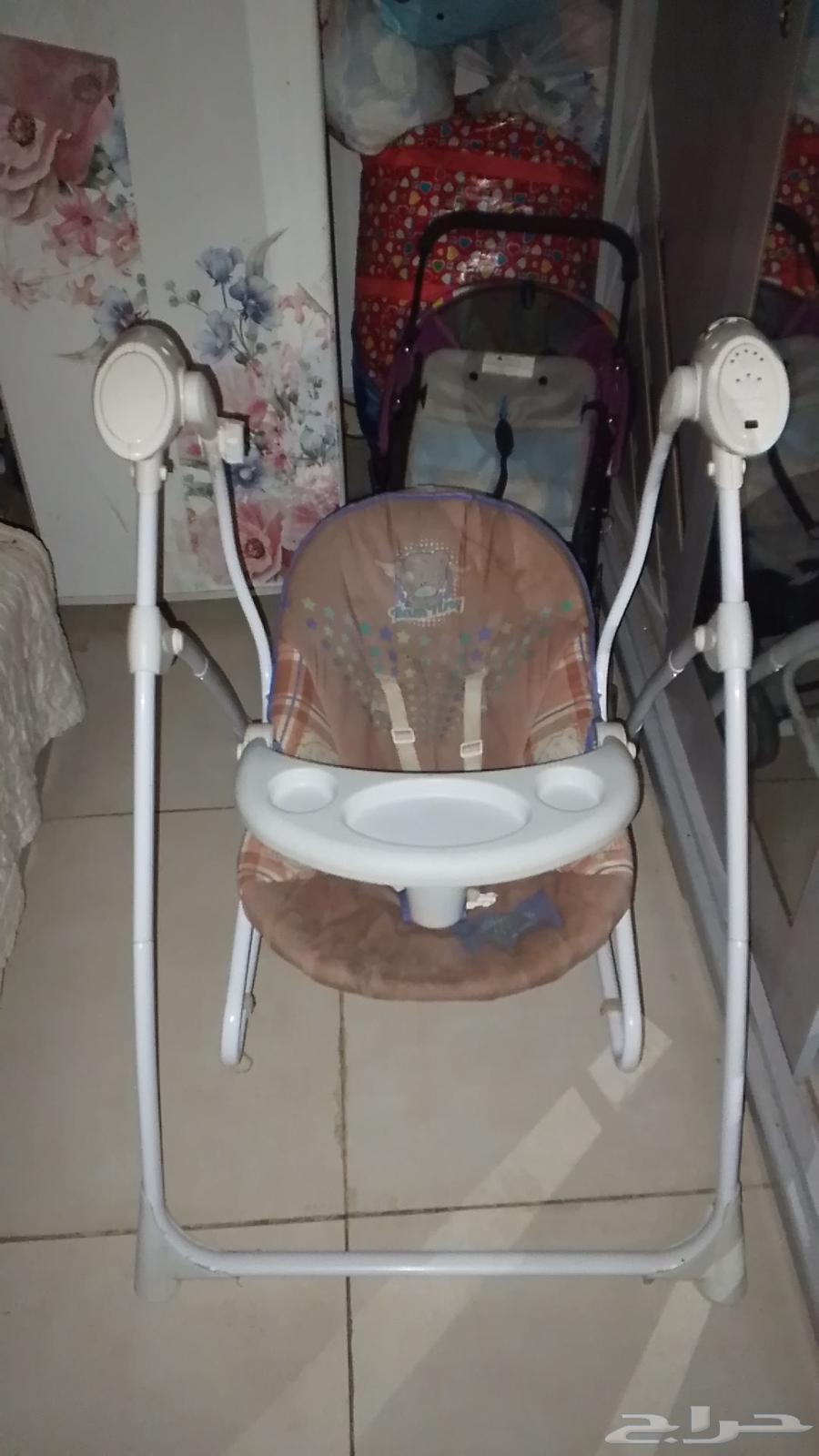 عفش بيت للبيع بحالة جيده اسعار مناسبه للي يشيلها كلها64403568796675114