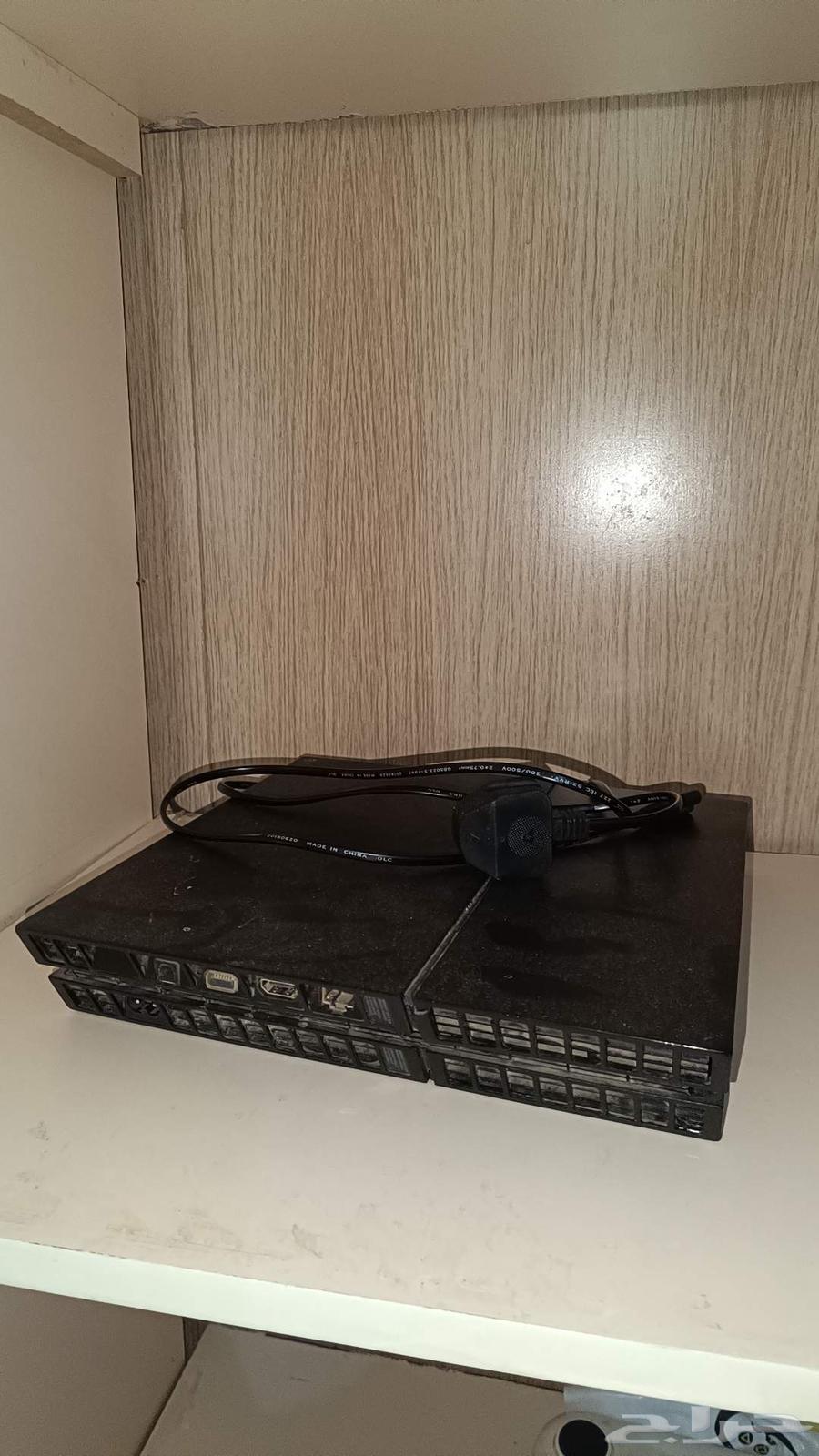 Sony Four with original controller64220483342849110