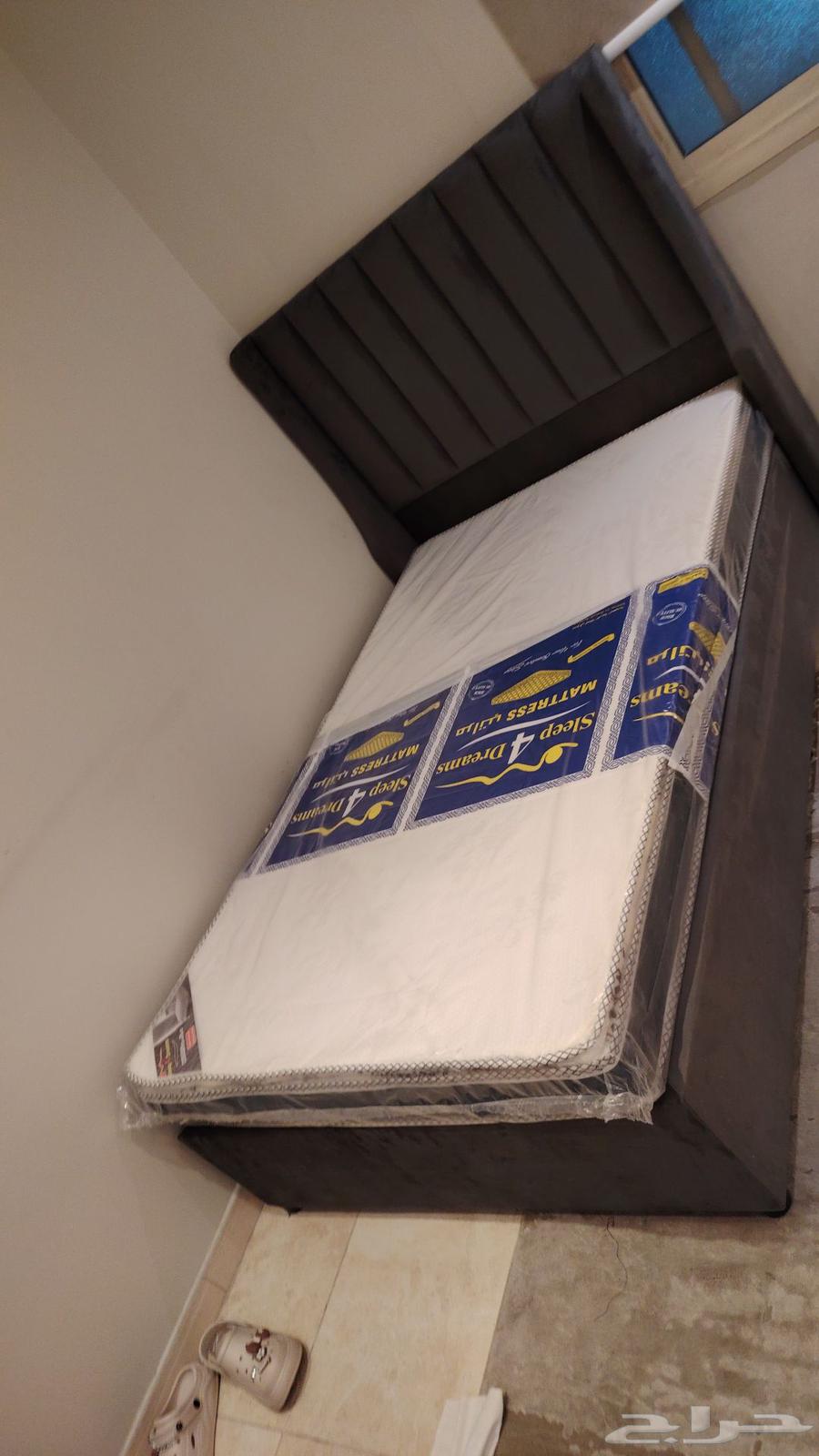 Wholesale price for bed mattresses, wardrobes, and commodes64222123509891113