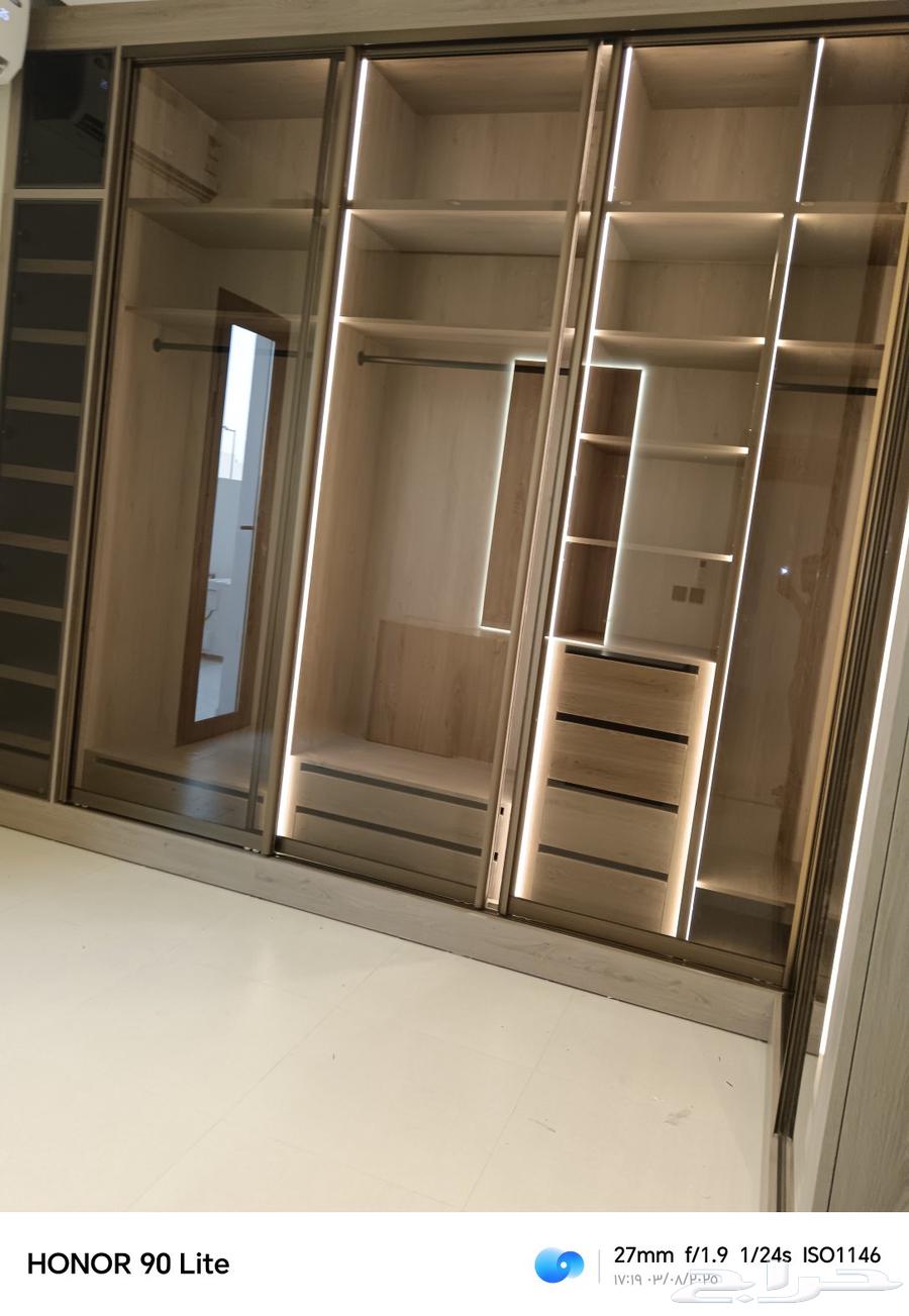 Aluminum technician for installation and dismantling of aluminum and wooden dressing rooms63616119358465113