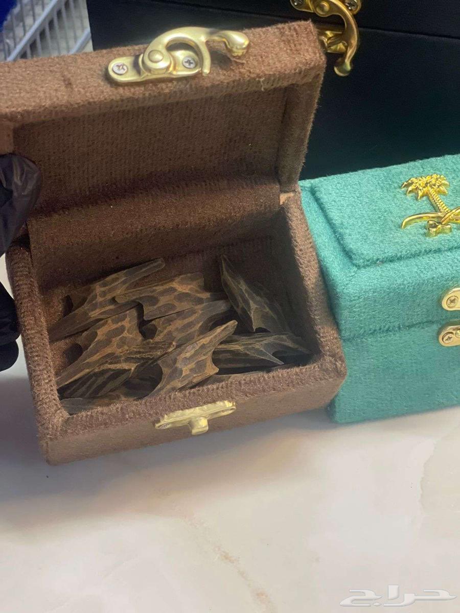 بخور عود64225193551873110