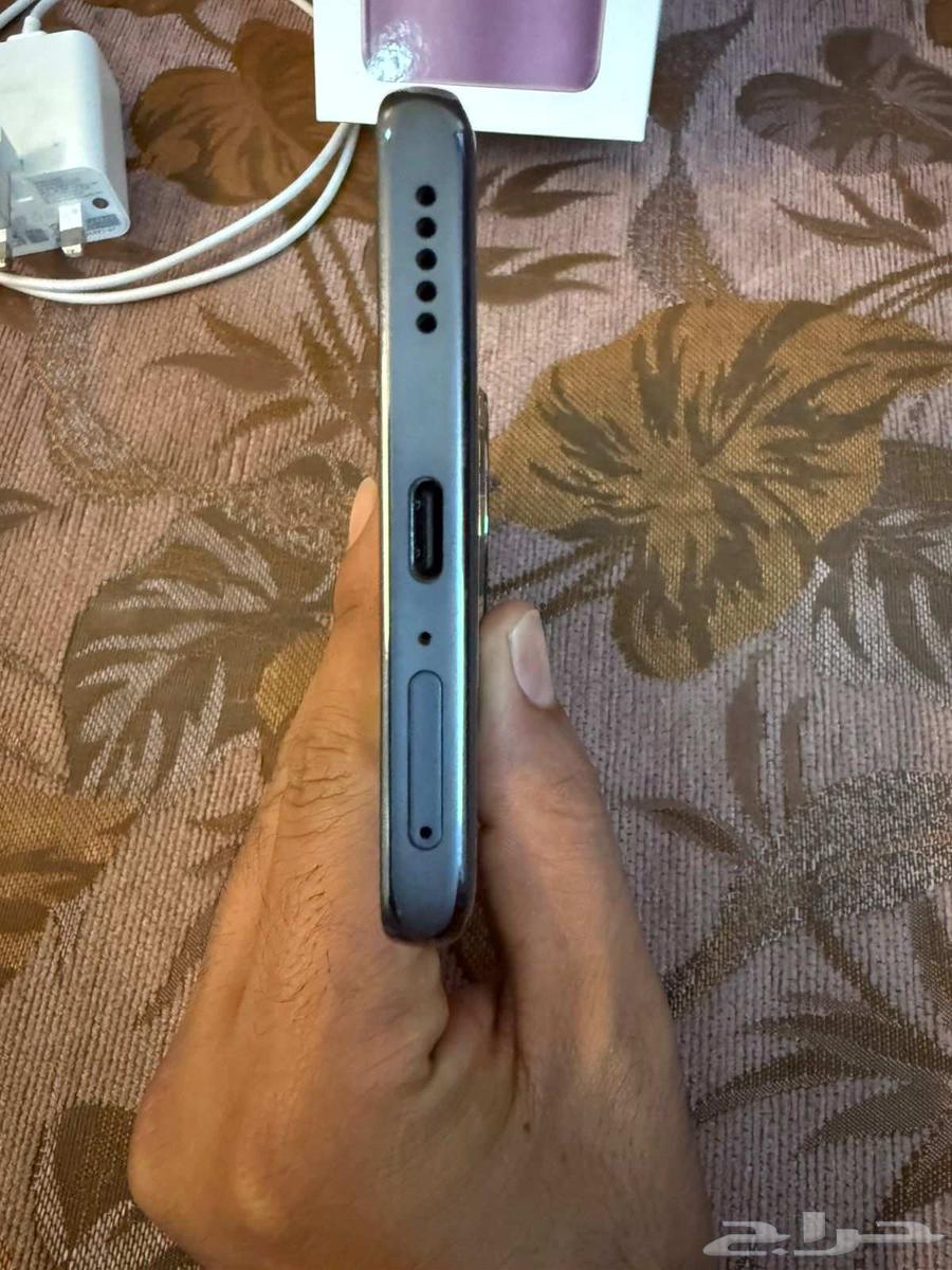 Honor x9c 5G phone, price 1000 SAR, phone in new condition with usage64227178561667110
