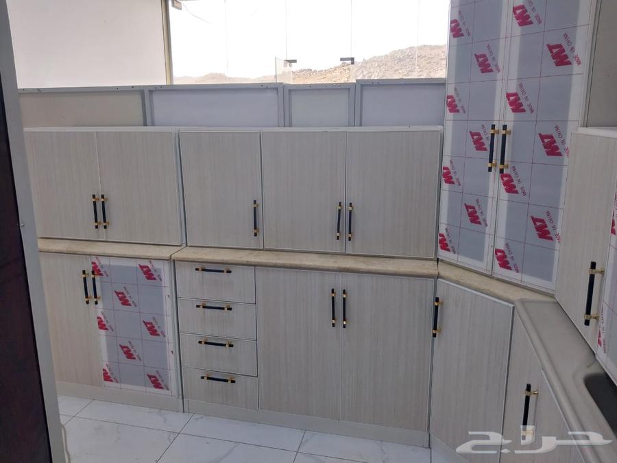 مطبخ للبيع مقاس 6متر حرف ال64228386158467112