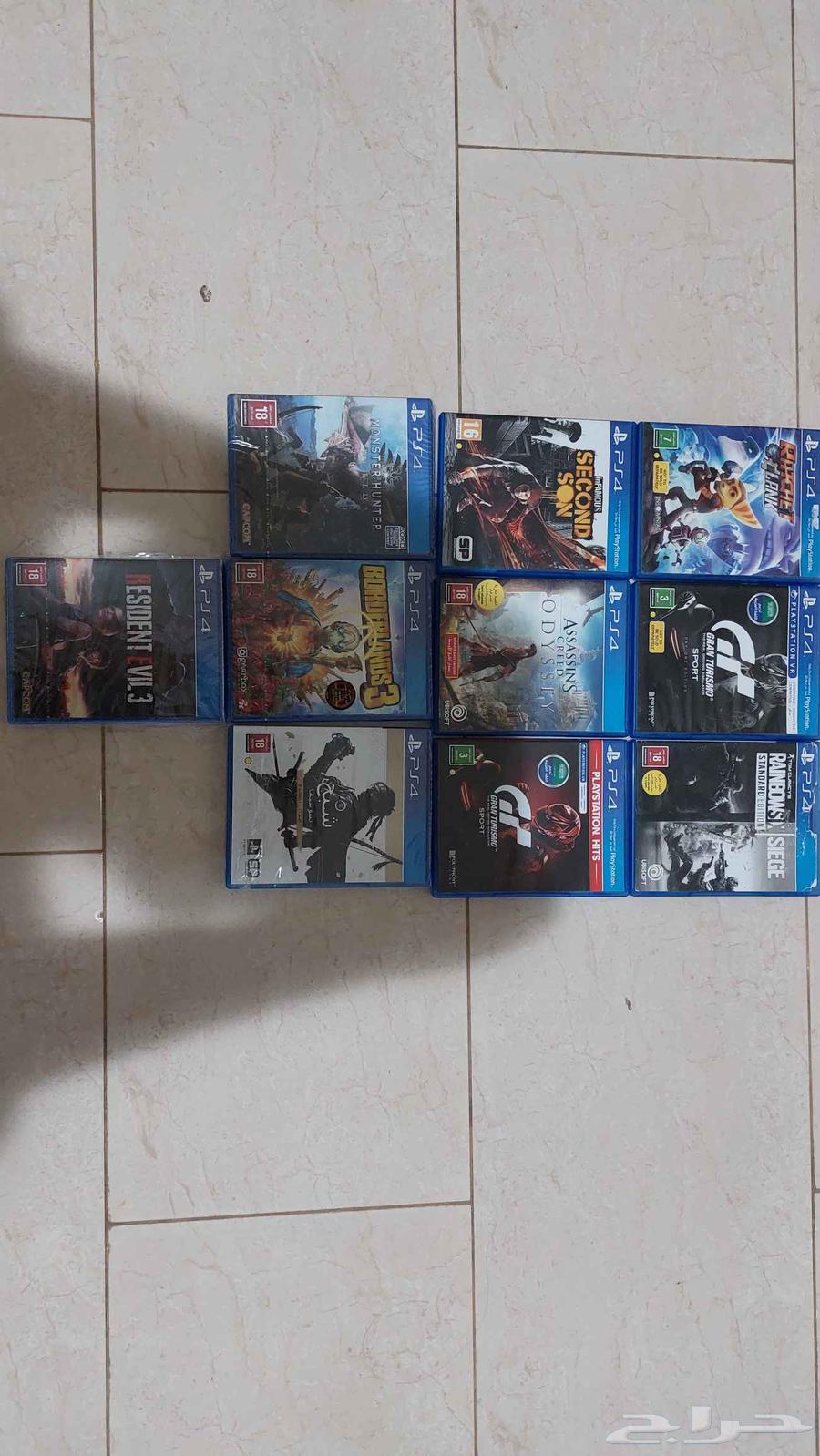 PS4 tapes64223332755203110